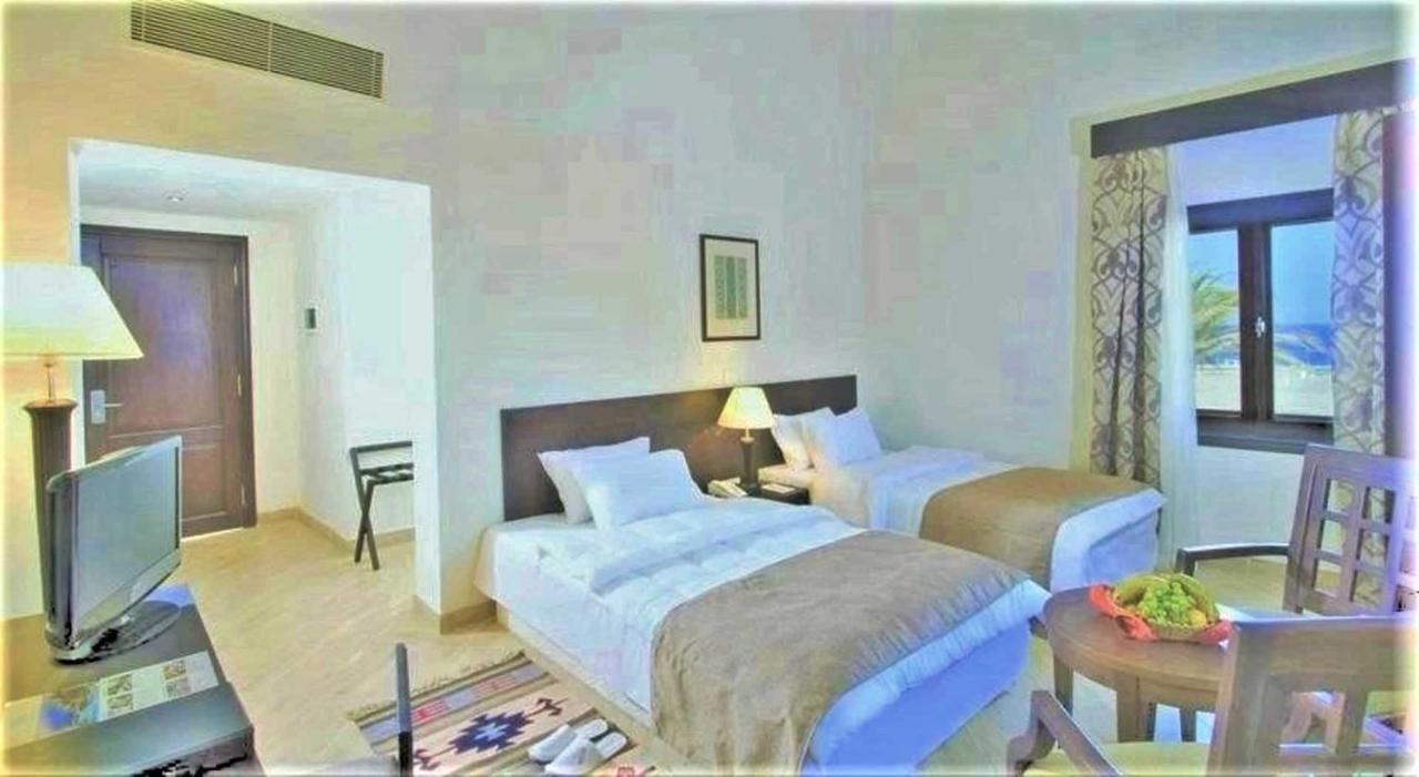 El Qoseir Rohanou Beach Resort מראה חיצוני תמונה