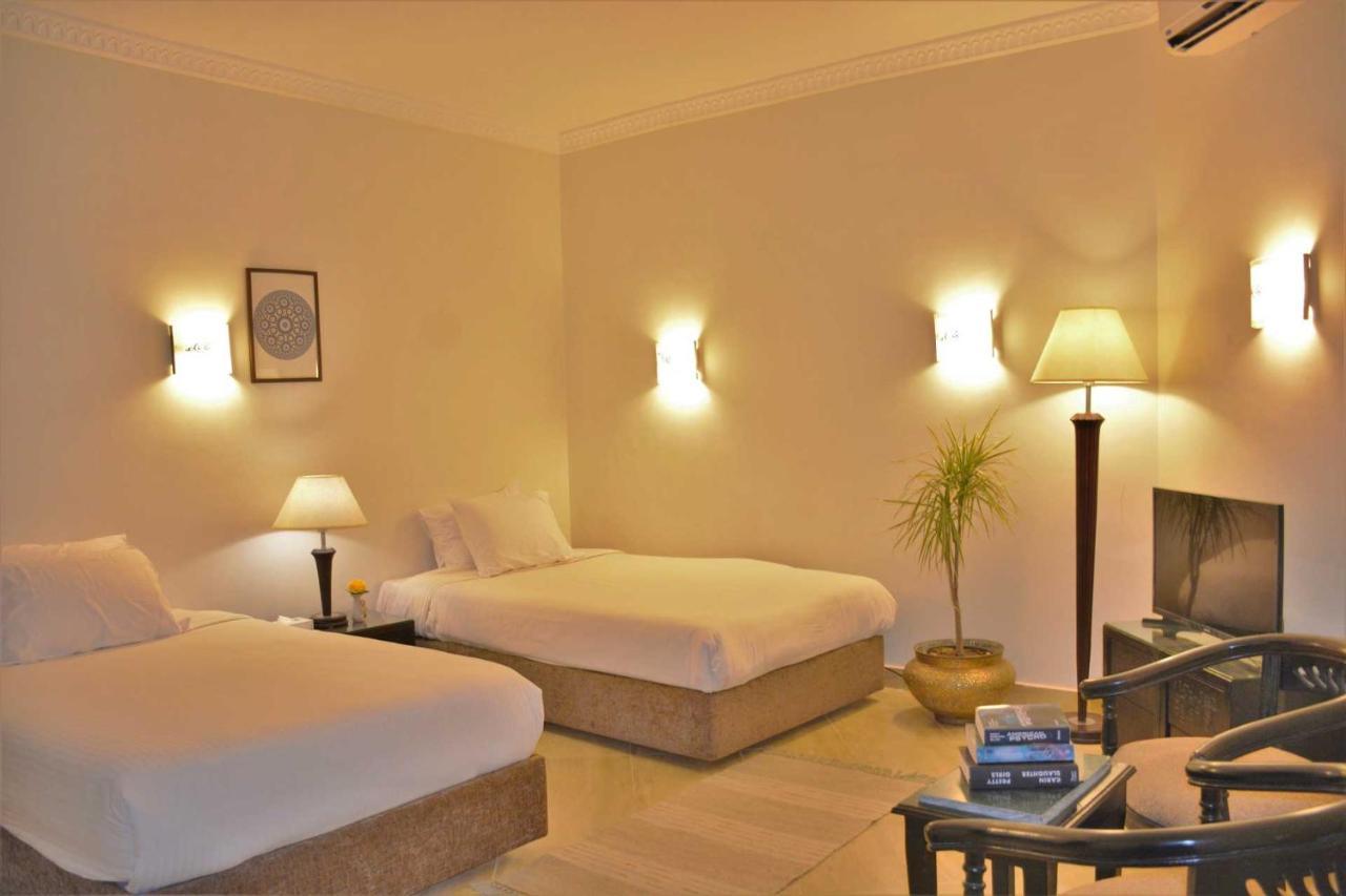 El Qoseir Rohanou Beach Resort מראה חיצוני תמונה